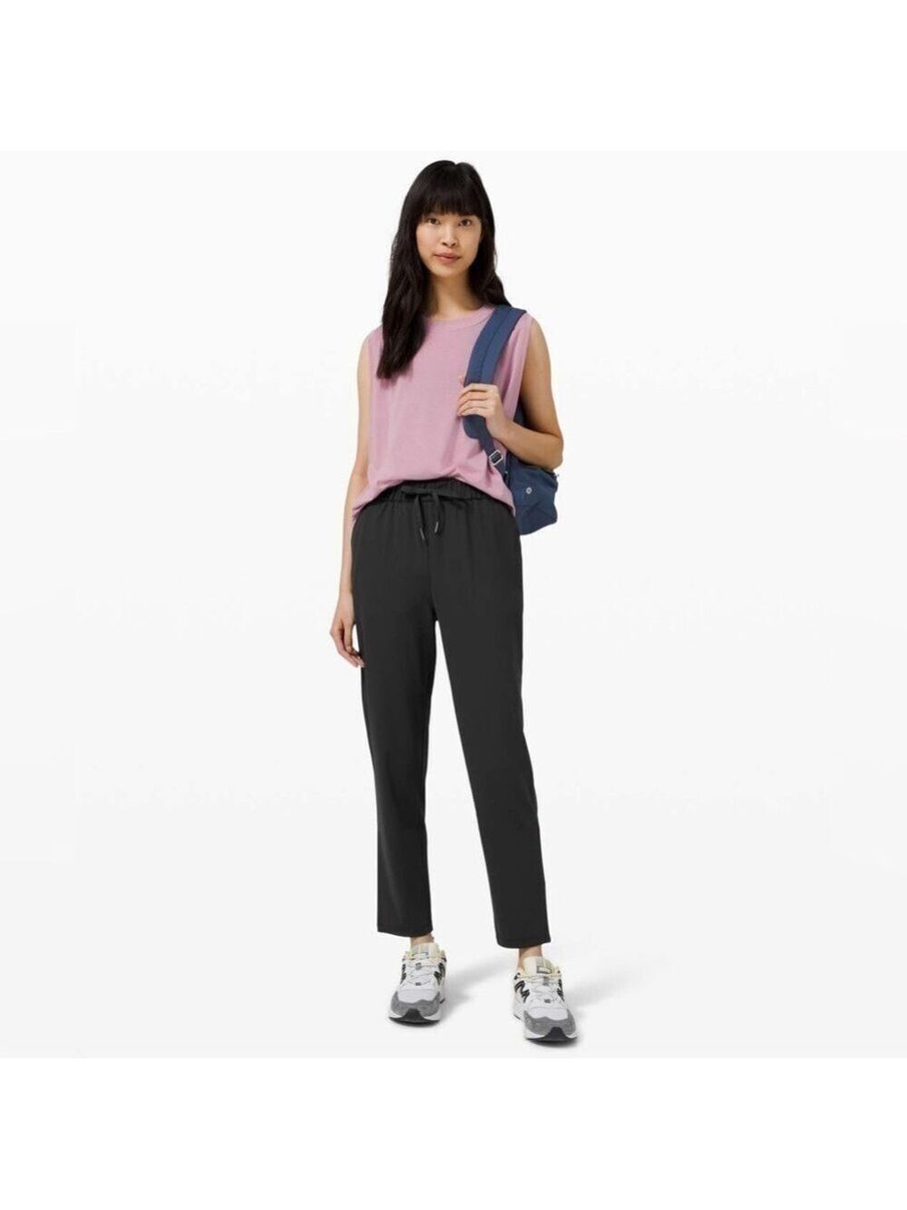 Womens Lululemon Keep Moving Pant
Black Size 8